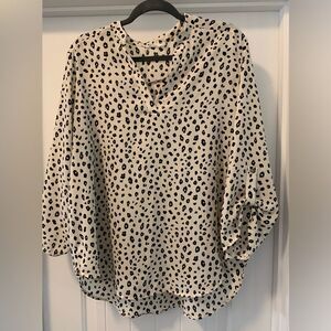 Lush Plus Blouse V-Neck Button Up Sleeves Size XXL